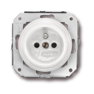 Prise 2P+T porcelaine noire