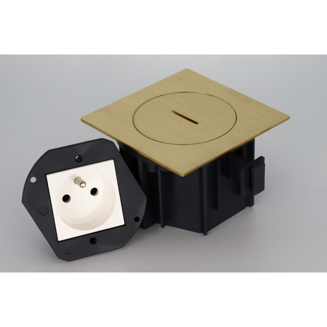 PRISE DE SOL - FR/BE - LAITON BROSSE - IP66